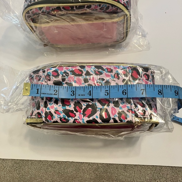 Juicy Couture Pink Leopard Pattern Cosmetic Train Case NWT - Picture 11 of 12